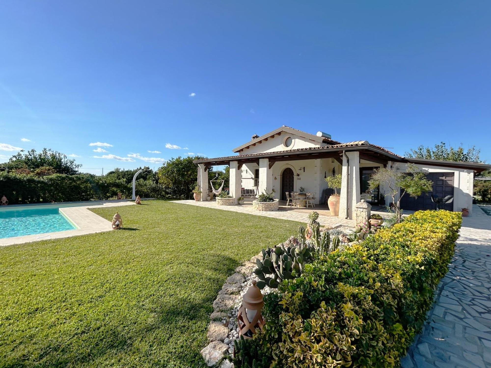 Villa Suq With Pool, Parking & Wifi Noto Exterior photo