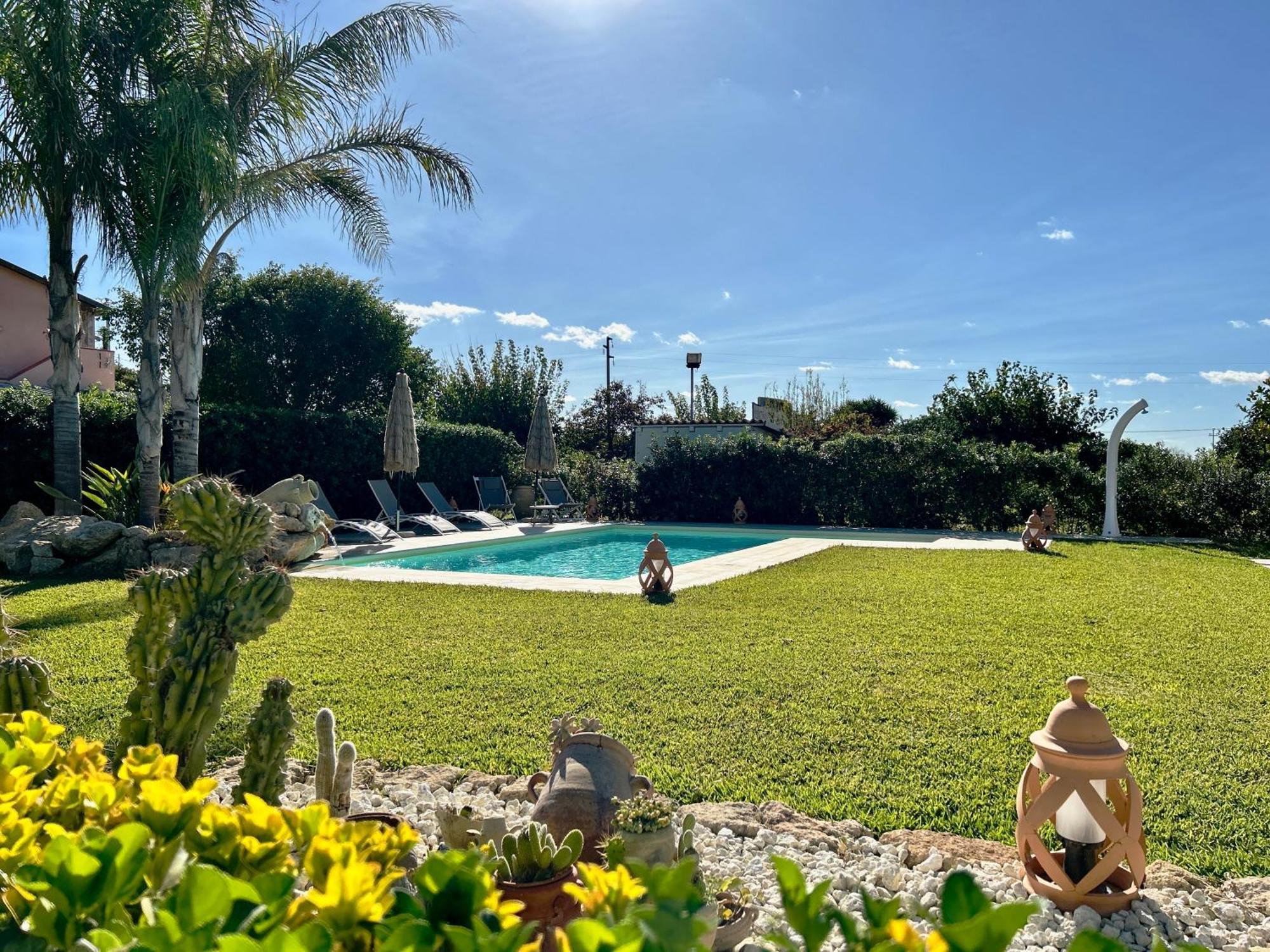 Villa Suq With Pool, Parking & Wifi Noto Exterior photo